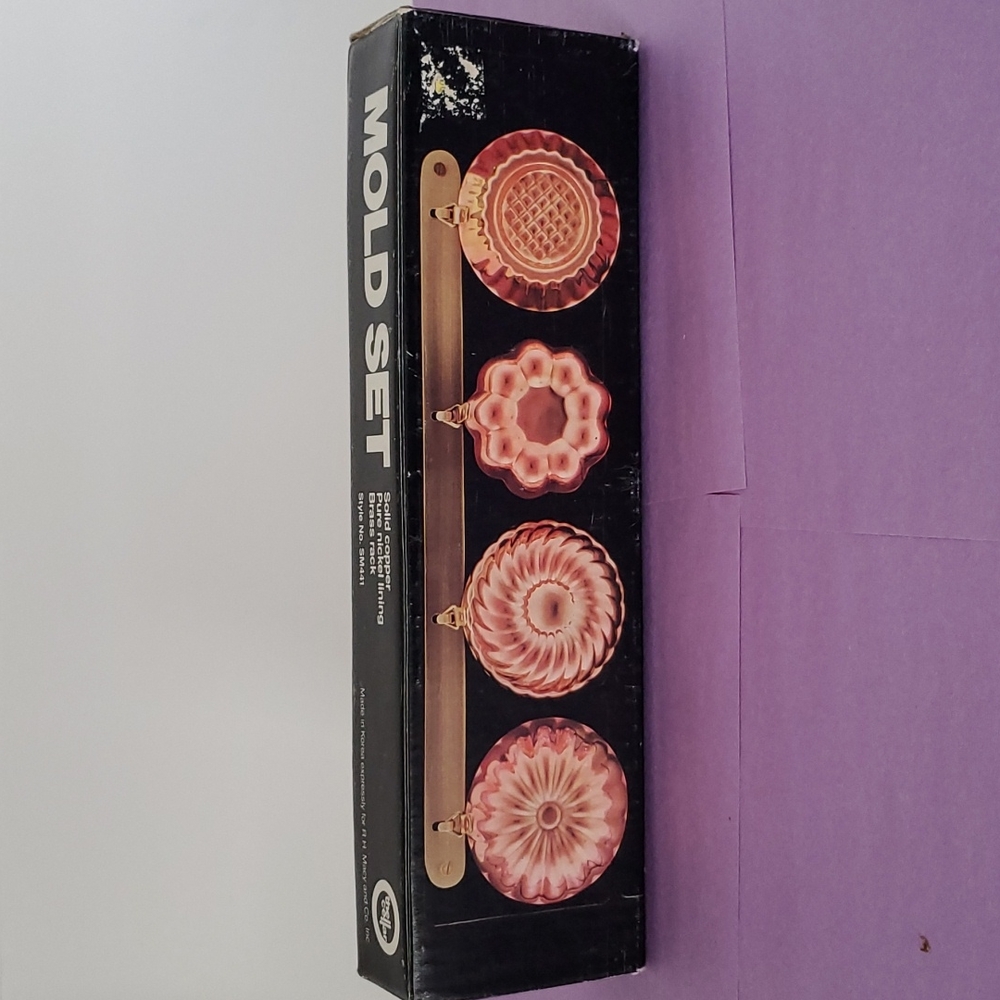 The Cellar 4 Piece Vintage Mold Set